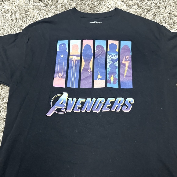 Avengers tshirt - Picture 2 of 3